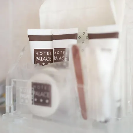 Palace 3*